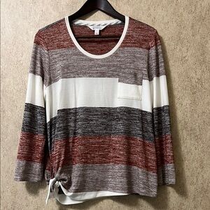 Market & Spruce Red and Gray Tie Front 3/4 Sleeve Blouse